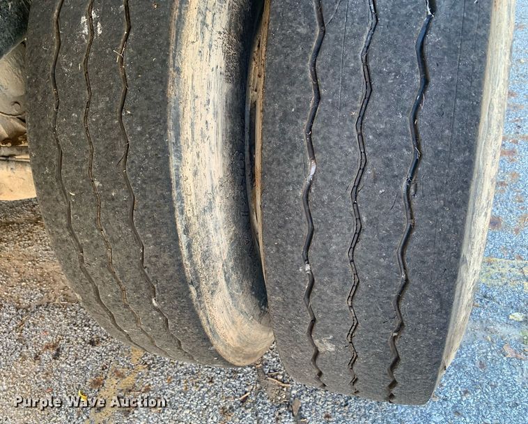 image for item JT9708 2015 Mack LEU633 refuse truck