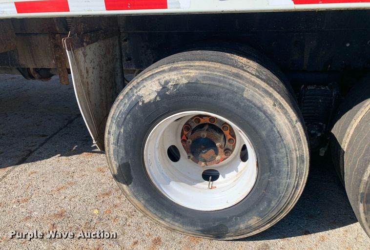 image for item JT9708 2015 Mack LEU633 refuse truck