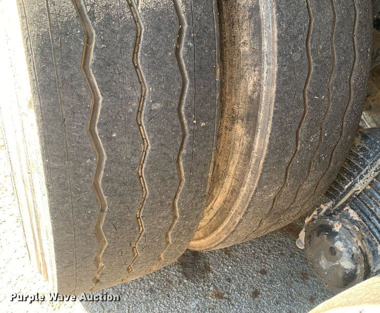 image for item JT9708 2015 Mack LEU633 refuse truck