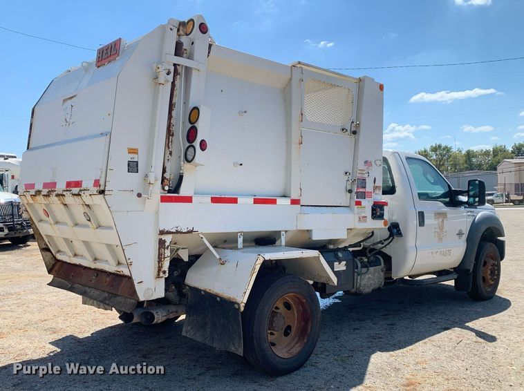 image for item JT9709 2015 Ford F550 refuse truck