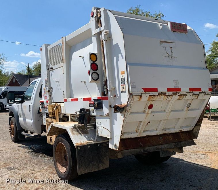 image for item JT9709 2015 Ford F550 refuse truck