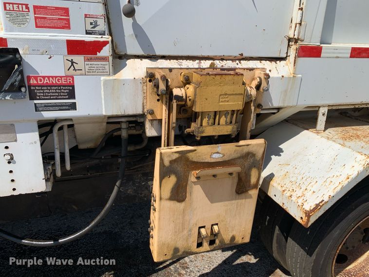 image for item JT9709 2015 Ford F550 refuse truck