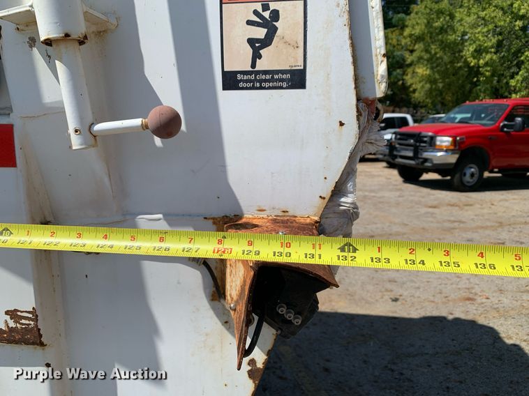 image for item JT9709 2015 Ford F550 refuse truck