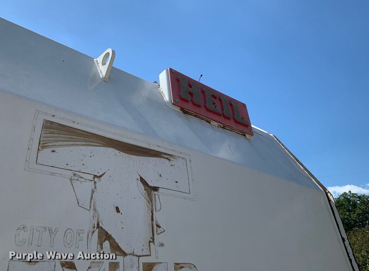 image for item JT9709 2015 Ford F550 refuse truck