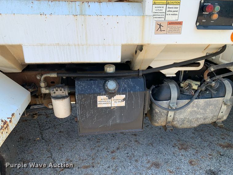 image for item JT9709 2015 Ford F550 refuse truck