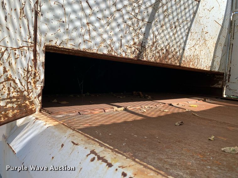 image for item JT9709 2015 Ford F550 refuse truck