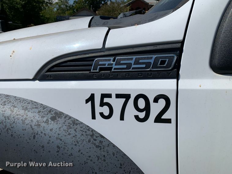 image for item JT9709 2015 Ford F550 refuse truck