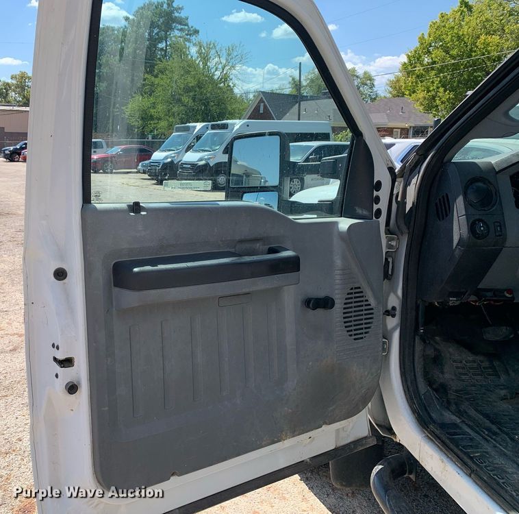 image for item JT9709 2015 Ford F550 refuse truck