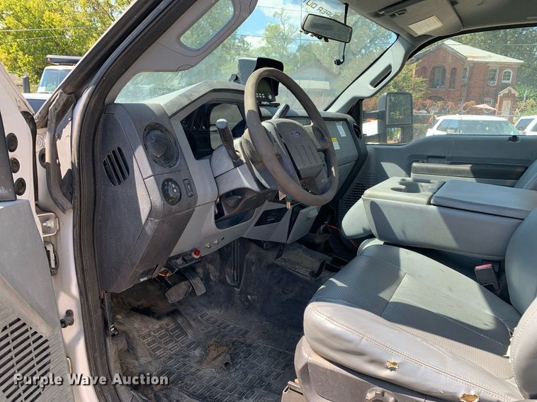 image for item JT9709 2015 Ford F550 refuse truck