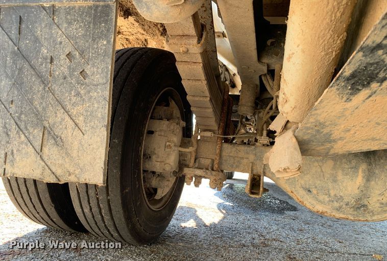 image for item JT9709 2015 Ford F550 refuse truck