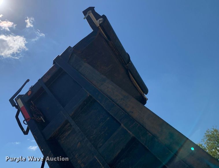 image for item JT9711 2009 Freightliner  Business Class M2 dump truck