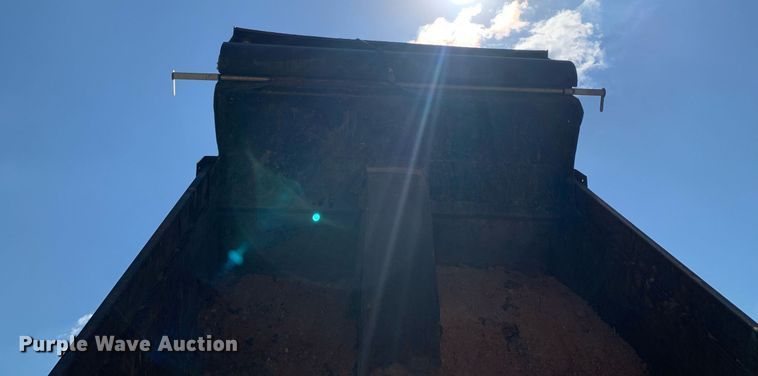 image for item JT9711 2009 Freightliner  Business Class M2 dump truck