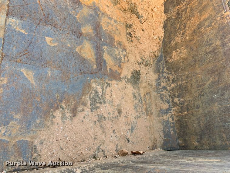 image for item JT9711 2009 Freightliner  Business Class M2 dump truck