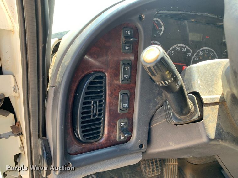 image for item JT9711 2009 Freightliner  Business Class M2 dump truck