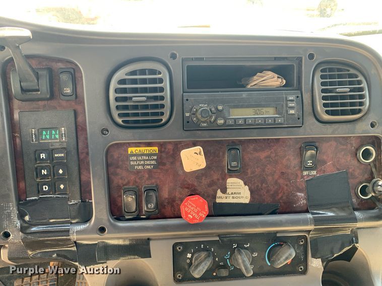 image for item JT9711 2009 Freightliner  Business Class M2 dump truck