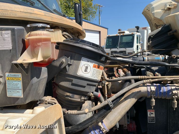 image for item JT9711 2009 Freightliner  Business Class M2 dump truck