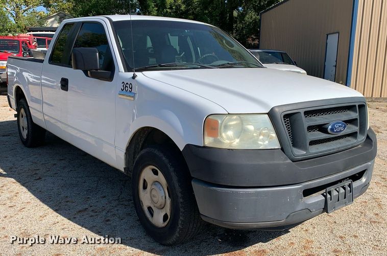 image for item JT9721 2006 Ford F150 SuperCab pickup truck