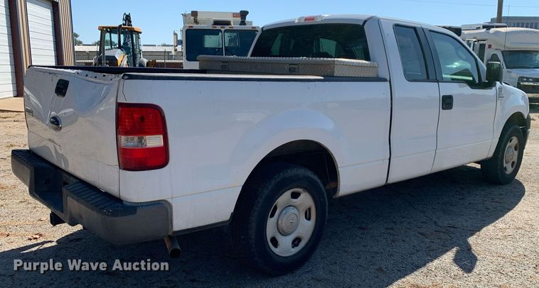 image for item JT9721 2006 Ford F150 SuperCab pickup truck