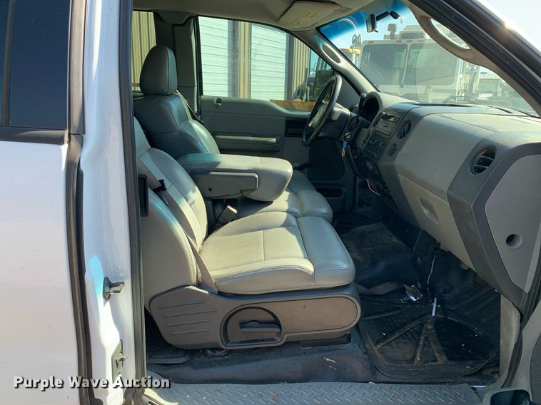 image for item JT9721 2006 Ford F150 SuperCab pickup truck