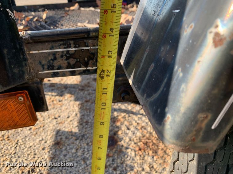 image for item JT9724 2008 Carrier utility trailer