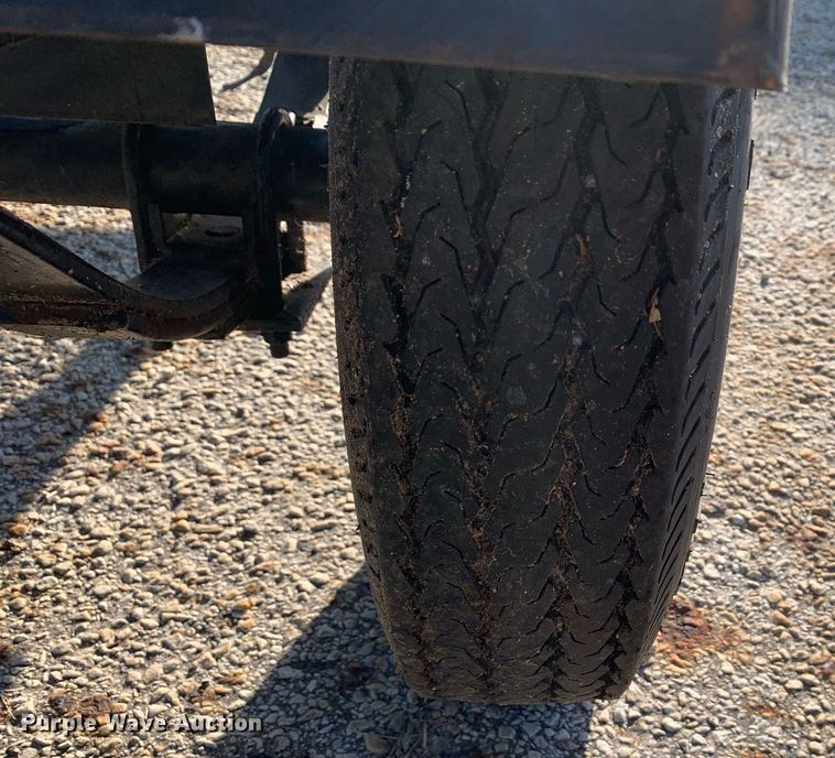 image for item JT9724 2008 Carrier utility trailer