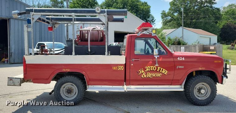 image for item KA9977 1982 Ford F350 brush fire truck
