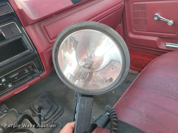 image for item KA9977 1982 Ford F350 brush fire truck