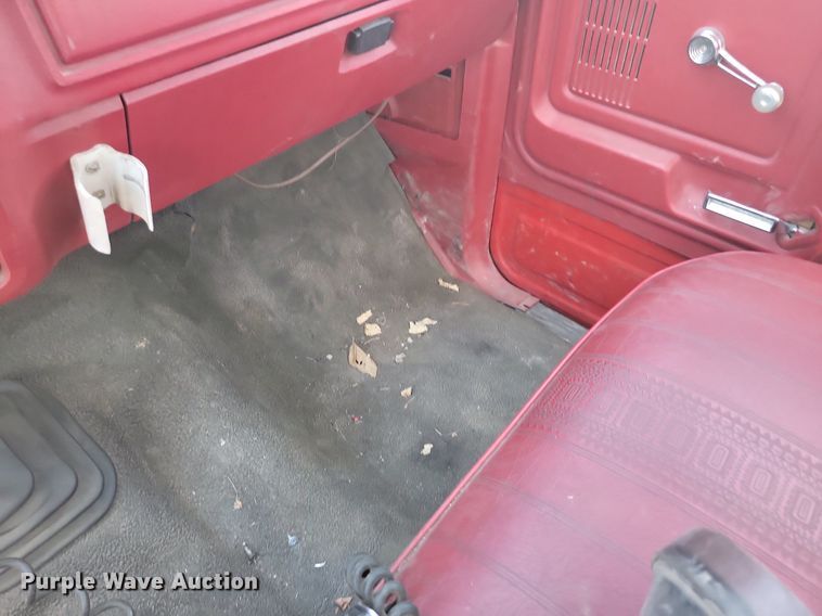 image for item KA9977 1982 Ford F350 brush fire truck