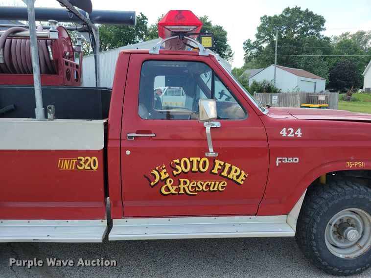 image for item KA9977 1982 Ford F350 brush fire truck