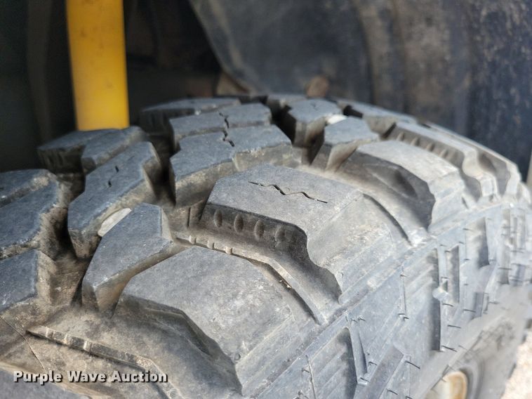 image for item KA9977 1982 Ford F350 brush fire truck