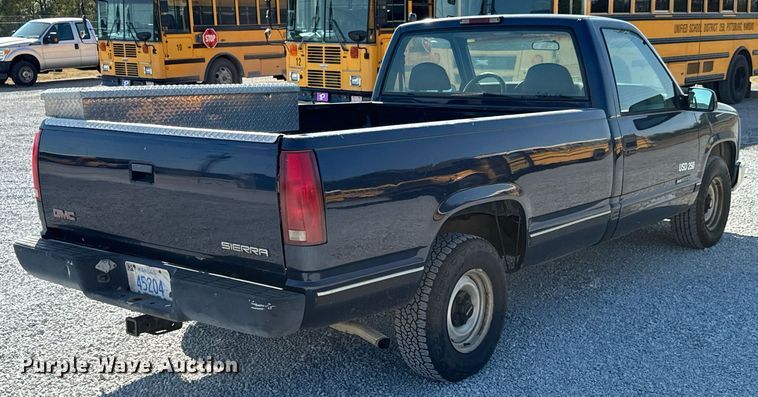 image for item KT9219 1998 GMC Sierra 1500 pickup truck