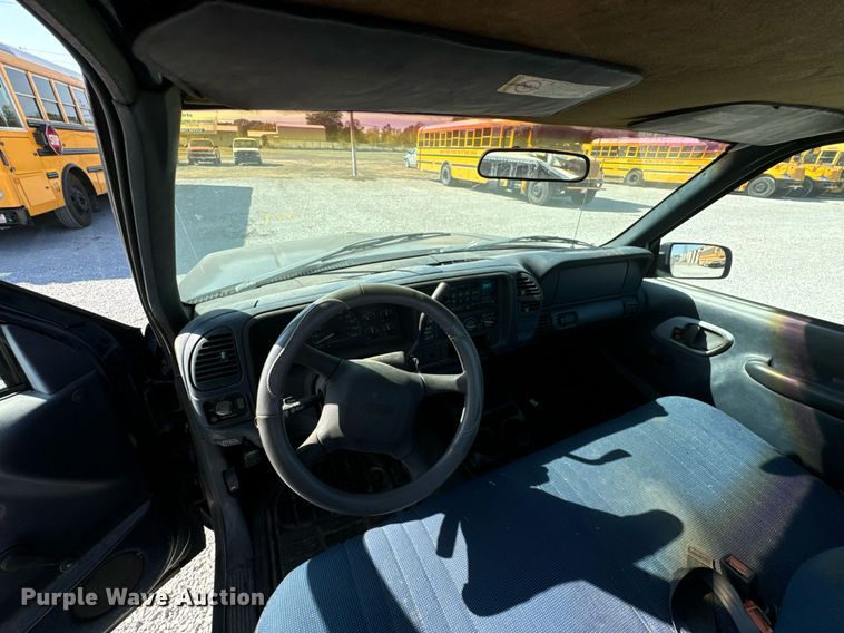 image for item KT9219 1998 GMC Sierra 1500 pickup truck