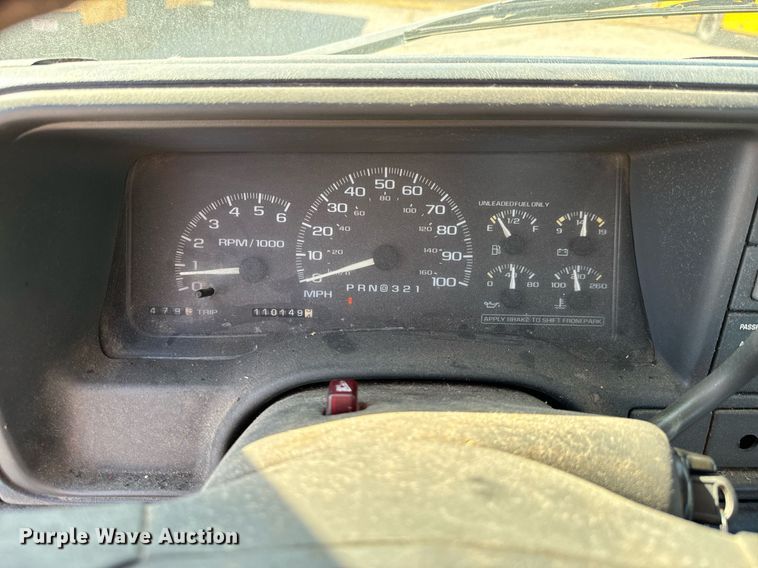 image for item KT9219 1998 GMC Sierra 1500 pickup truck