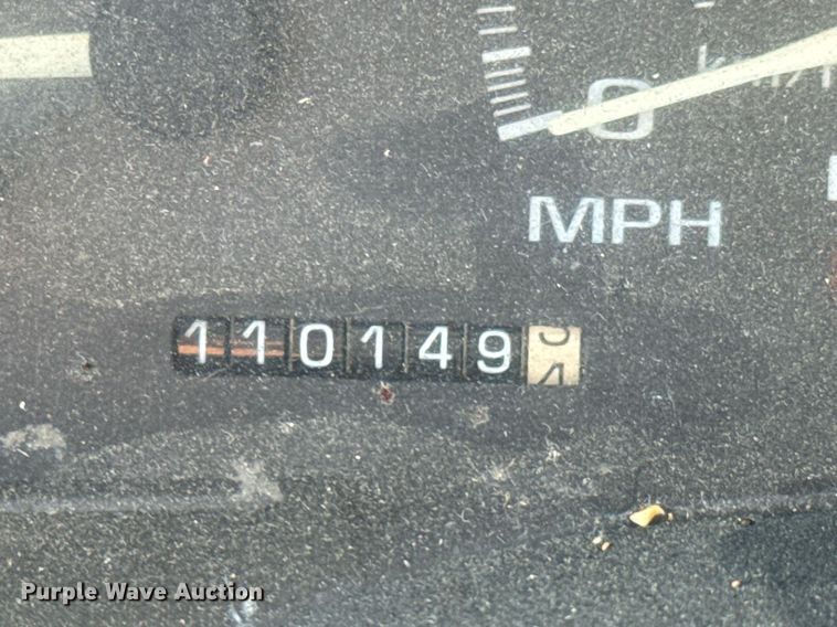 image for item KT9219 1998 GMC Sierra 1500 pickup truck