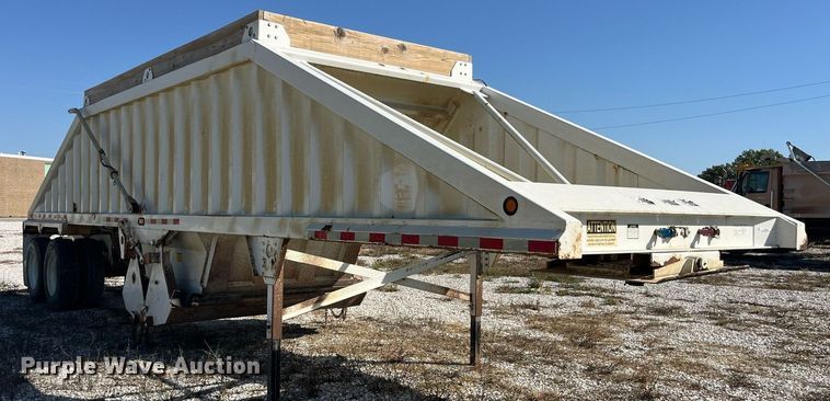 image for item LC9243 2013 Construction Trailer Specialist BDT 36 bottom dump trailer