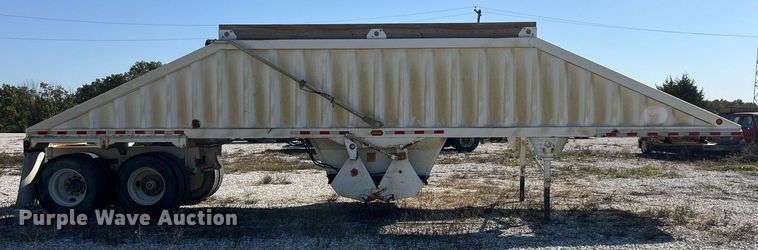image for item LC9243 2013 Construction Trailer Specialist BDT 36 bottom dump trailer