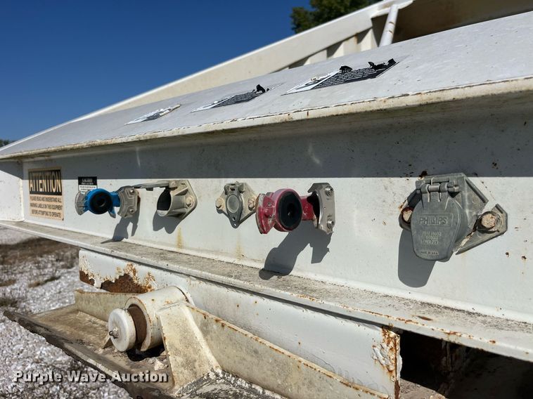 image for item LC9243 2013 Construction Trailer Specialist BDT 36 bottom dump trailer