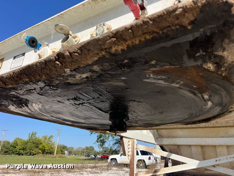 image for item LC9243 2013 Construction Trailer Specialist BDT 36 bottom dump trailer