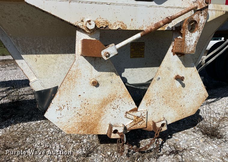 image for item LC9243 2013 Construction Trailer Specialist BDT 36 bottom dump trailer