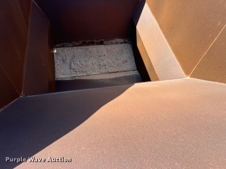 image for item LC9243 2013 Construction Trailer Specialist BDT 36 bottom dump trailer