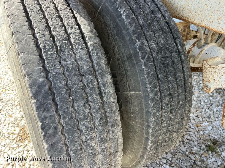 image for item LC9243 2013 Construction Trailer Specialist BDT 36 bottom dump trailer