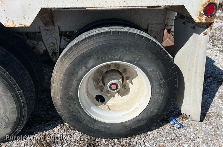 image for item LC9243 2013 Construction Trailer Specialist BDT 36 bottom dump trailer