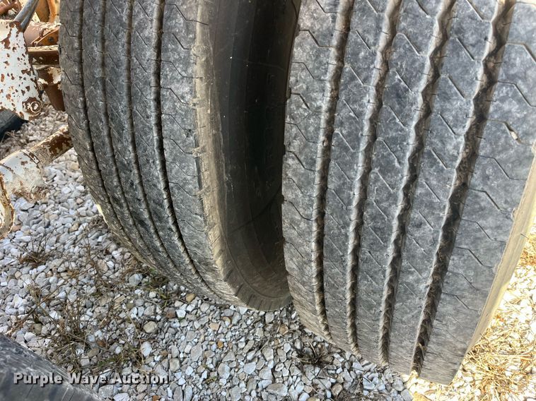 image for item LC9243 2013 Construction Trailer Specialist BDT 36 bottom dump trailer