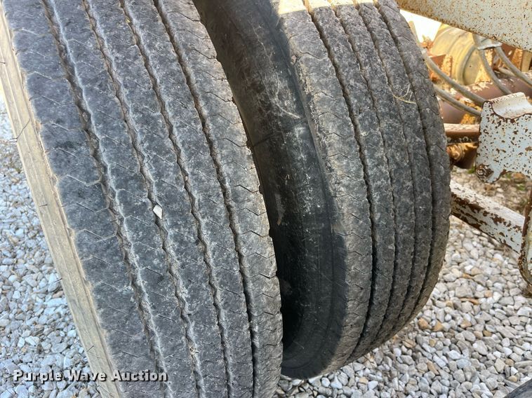 image for item LC9243 2013 Construction Trailer Specialist BDT 36 bottom dump trailer