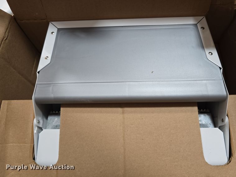 image for item LW9952 Electronics