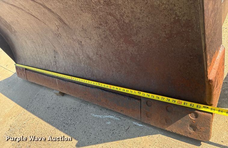 image for item MS9817 1952 Caterpillar D4 dozer