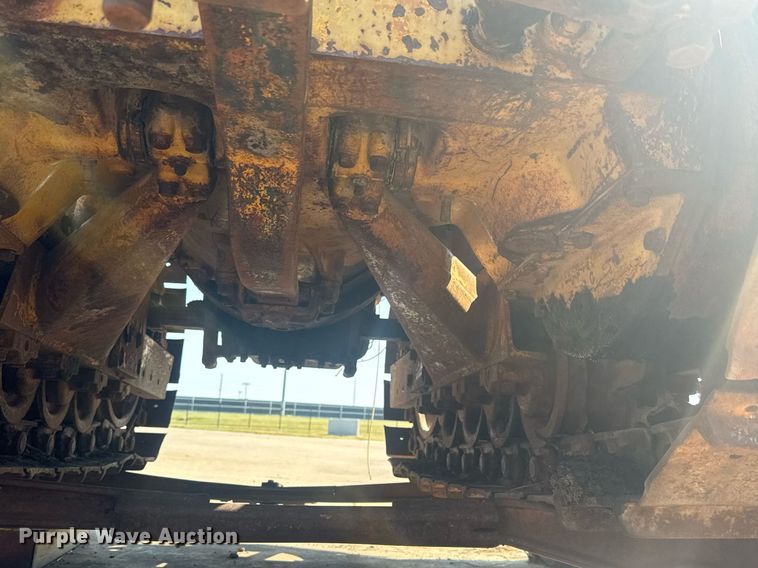 image for item MS9817 1952 Caterpillar D4 dozer