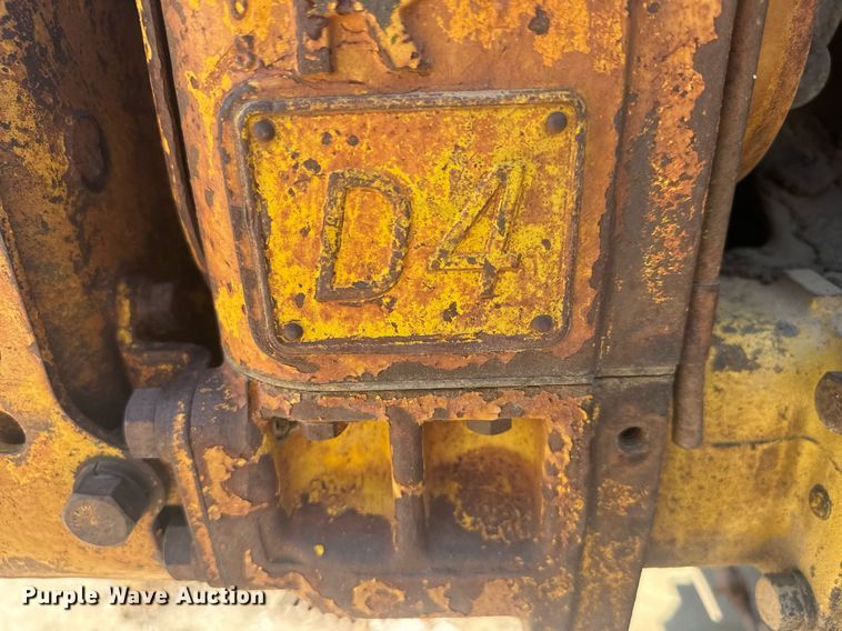 image for item MS9817 1952 Caterpillar D4 dozer