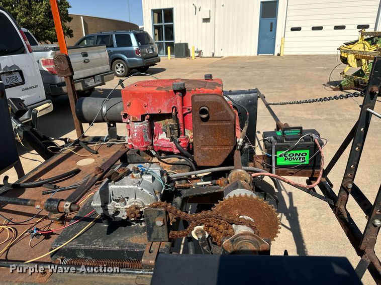 image for item MS9818 May-West Little Wesley Walker weed wiper