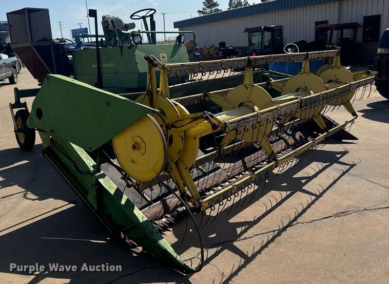 image for item MS9820 John Deere  800 swather / windrower
